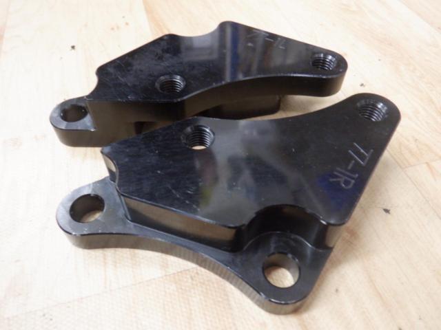 ACTIVE
Caliper support
For Brembo calipers with 65mm pitch.
Zephyr 1100 / GPZ900 (A7-A11)