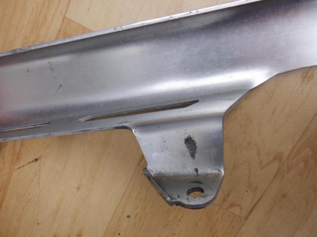 SUZUKI
Genuine chain cover
GSX1400
GY71A