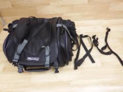 MOTO FIZZ ミニフィールドシートバッグ MFK-100 容量19-27L
