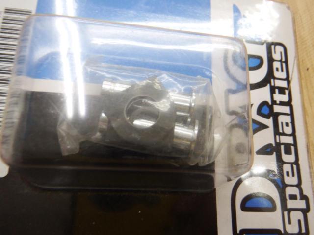 DRAG Specialties フットペグマウンティングピン&リング 15/16インチ(24mm)  1620-0792 スポーツスタ (’04-’21)