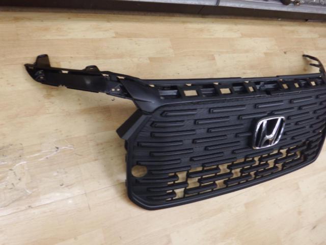 HONDA 純正フロントグリル WR-V Zグレード DG5