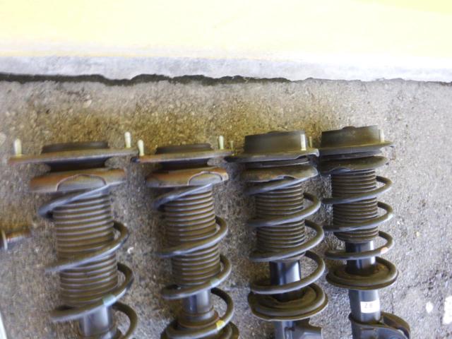 TOYOTA 純正サスキット GR86 ZN8
