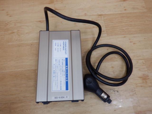 TOYOTA PORTABLE POWER OUTLET 入力12V/出力100V