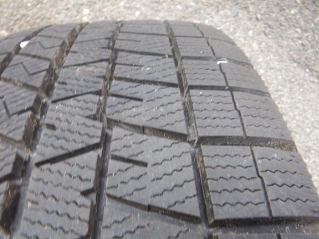Unknown Manufacturer
7-spoke wheels
+ DUNLOP
WINTERMAXX03