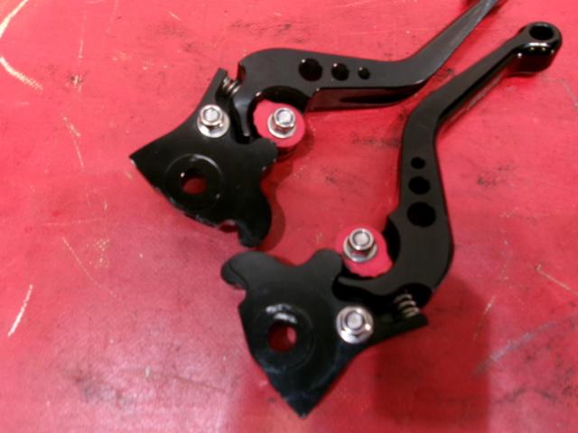 【メーカー不明】 ブレーキレバーセット ブラック/レッド 6段階調整 マジェスティS SG28J 14年から取り外し