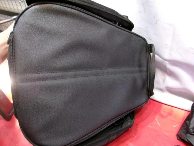 【HenlyBegins】シートバッグ DH-731 容量:13～26L