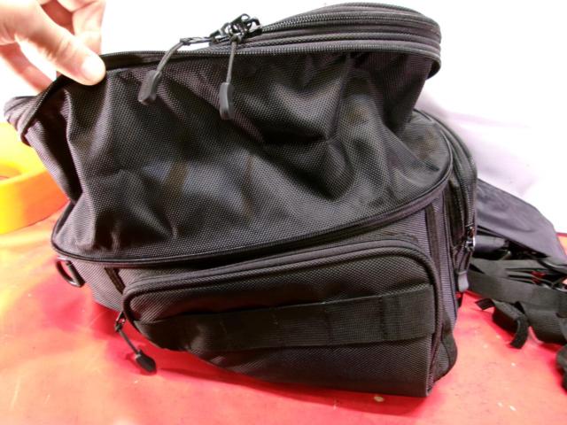 【HenlyBegins】シートバッグ DH-731 容量:13～26L
