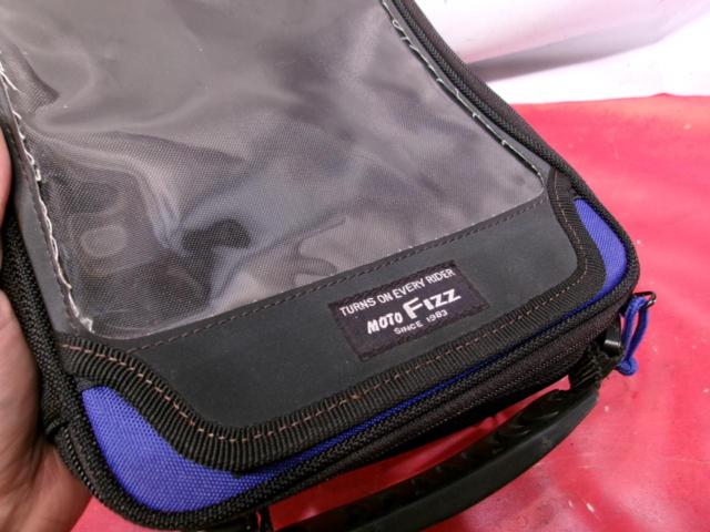 【MOTO FIZZ】 マグネット式タンクバッグ
