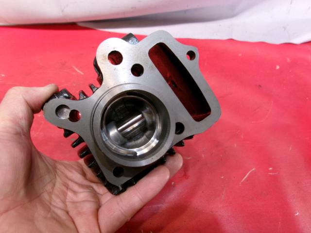 ワケアリ 【HONDA】 純正シリンダー モンキー 12V Z50J-21*****から取り外し(自己申告)