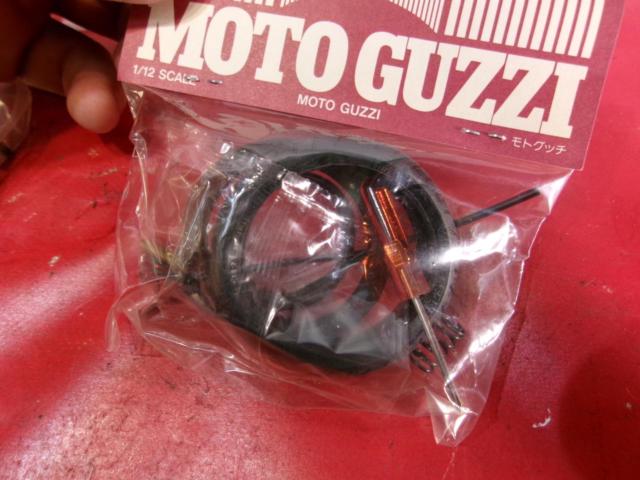 【TAMIYA(タミヤ)】 MOTO GUZZI V10 チェンタウロ 1/12オートバイシリーズ