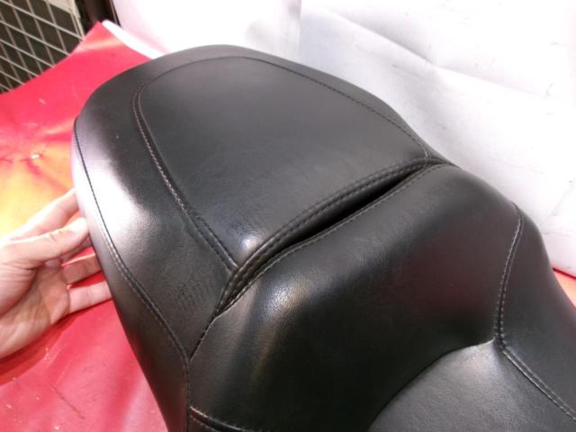 [Harley
Davidson
Genuine sheet
FLTRX
Used in 2011