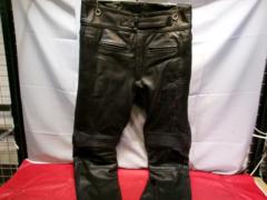 Size 34
SRAIMOTO
Leather pants
black