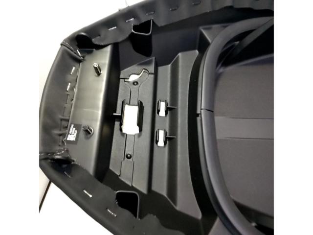 6 YAMAHA
X
FORCE genuine seat
