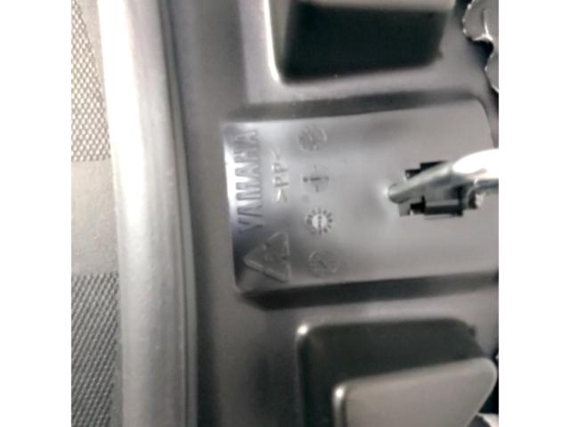 6 YAMAHA
X
FORCE genuine seat