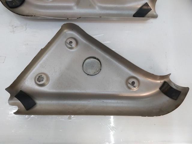 7HONDA マグナ250純正フレームカバー