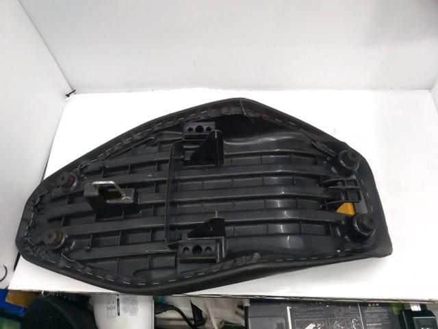 2HONDA NAVI110純正シート