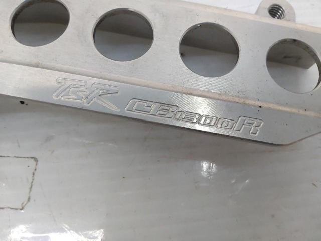 9TSR スプロケットカバー