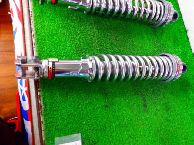 9HONDA 純正リアショック