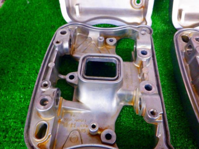 10ハーレー 純正ロッカーカバー+ヘッドカバー