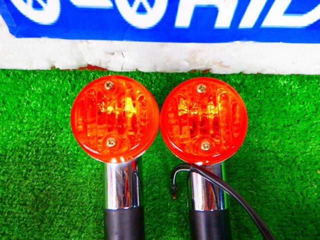 3メーカー不明 ウインカー前後セット