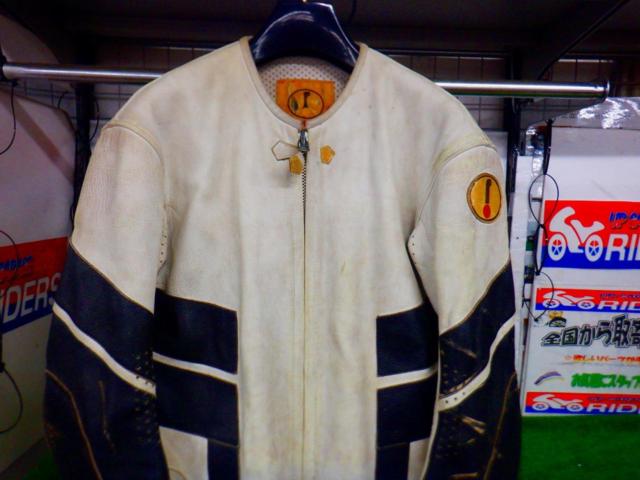 JUSTY レーシングスーツ
