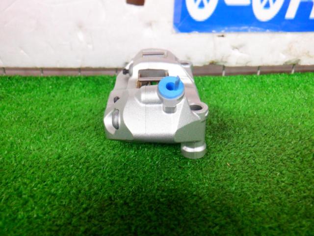 Brembo ラジアルキャリパー 100mm