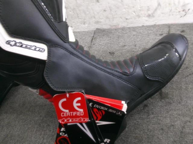 Size: EUR44 (approximately 28.5cm)
Alpinestars (Alpine Star)
SMX-6
V2
Racing boots