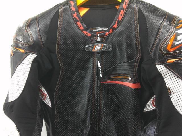 サイズ:MW HYOD(ヒョウドウ) レーシングレザースーツ
