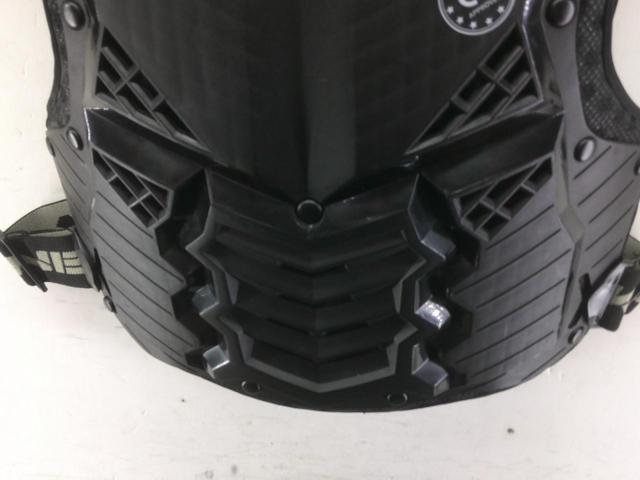 Size: M
KOMINE (Komine)
Supreme body protector