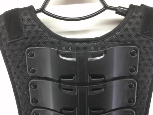 Size: M
KOMINE (Komine)
Supreme body protector