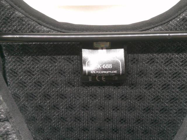 Size: M
KOMINE (Komine)
Supreme body protector