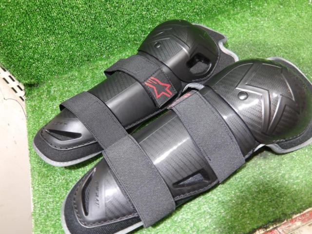 AlpinestarsBONIC
ACTION
KNEE
PROTECTOR