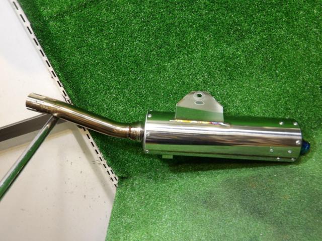 Serow 250 (removed from DG17) BEAMS
Power trek muffler
Slip-on