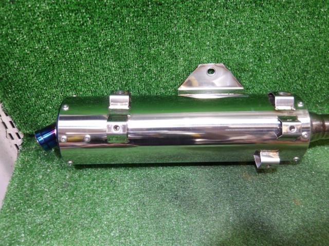 Serow 250 (removed from DG17) BEAMS
Power trek muffler
Slip-on