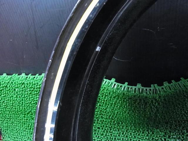 Genuine Suzuki wheels
For GSX-R1000