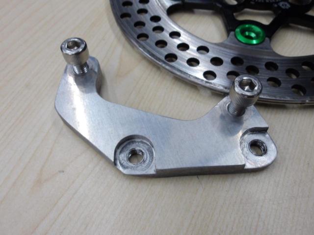 Z Racing
Front disc rotor 220Φ & caliper support
Z125PRO