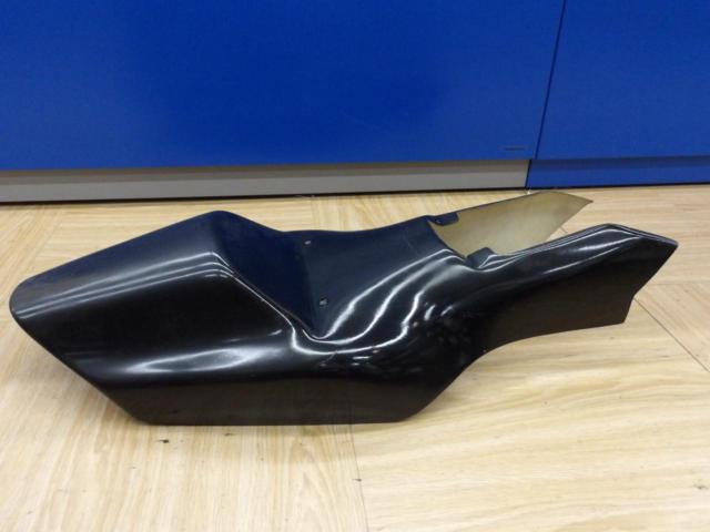 Unknown Manufacturer
Seat cowl (FRP)
NSR50 late model parts removed