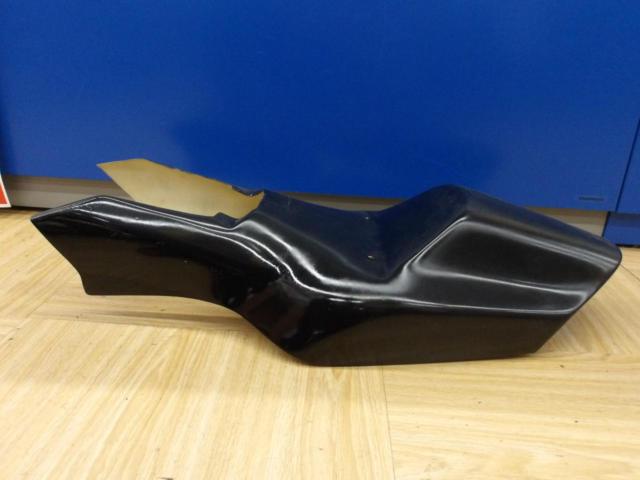 Unknown Manufacturer
Seat cowl (FRP)
NSR50 late model parts removed