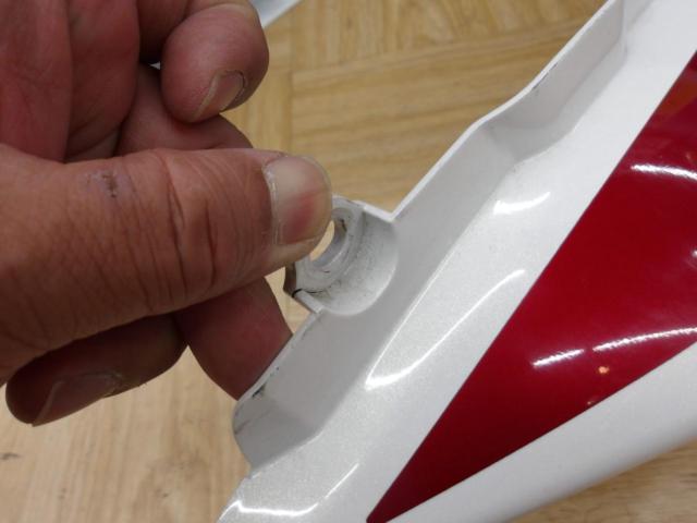 Genuine Honda tail cowl
CB1300SB (SC54
(Around 2006)
