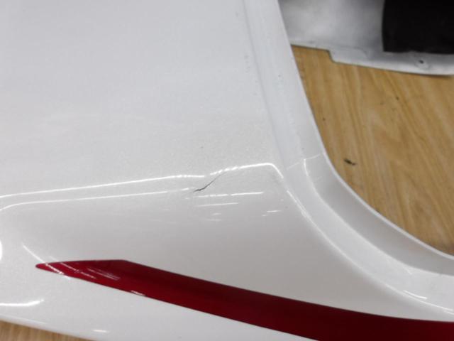 Genuine Honda tail cowl
CB1300SB (SC54
(Around 2006)