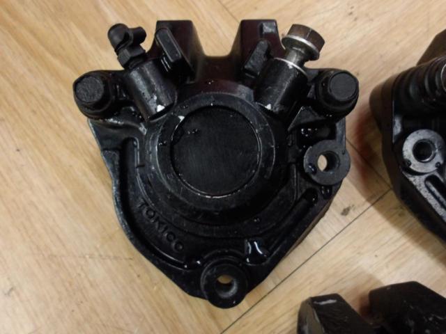 Unknown Manufacturer
3-point caliper