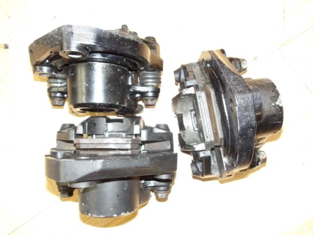 Unknown Manufacturer
3-point caliper