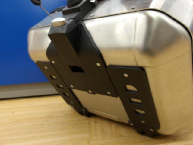 【GIVI】アルミリアボックス