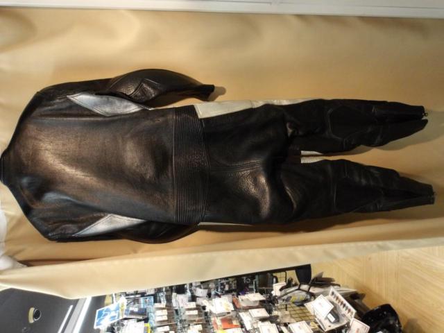 Size: M
F-ONE
Racing suits