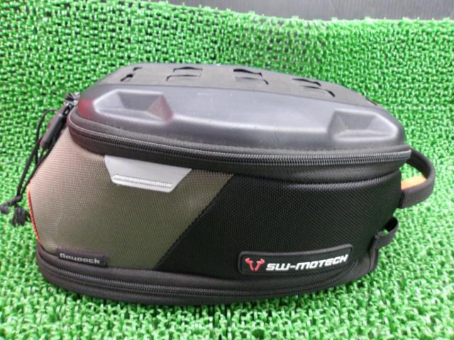SW-MOTECH
Tank bag
With attachment