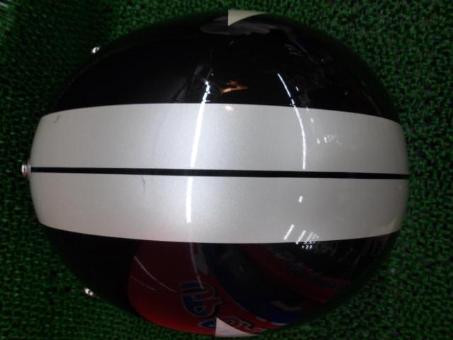 Unknown Manufacturer
Jet helmet
Features a quick-release chin strap.