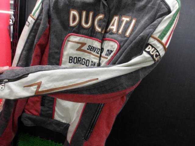 Size: 44
DUCATI
Cotton jacket