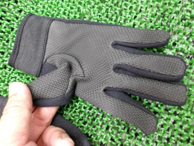 Size: SDAYTONARIDEMITT Gloves