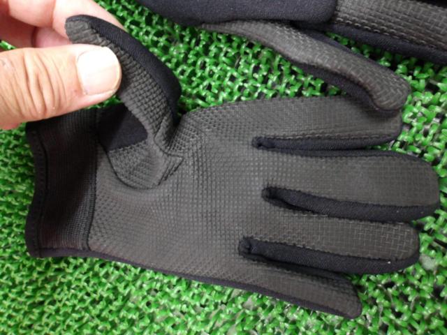 Size: SDAYTONARIDEMITT Gloves