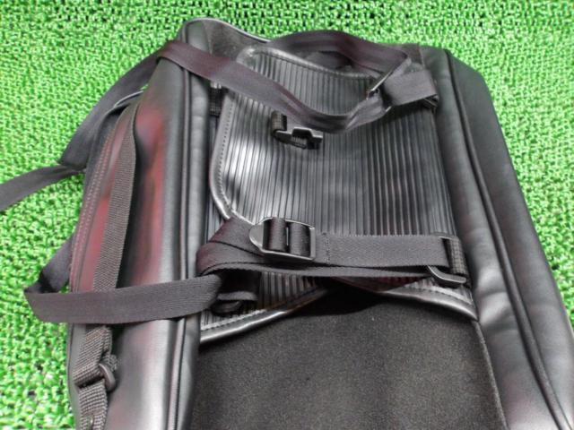[MOTO
FIZZ Tank Bag
Belt attachment type